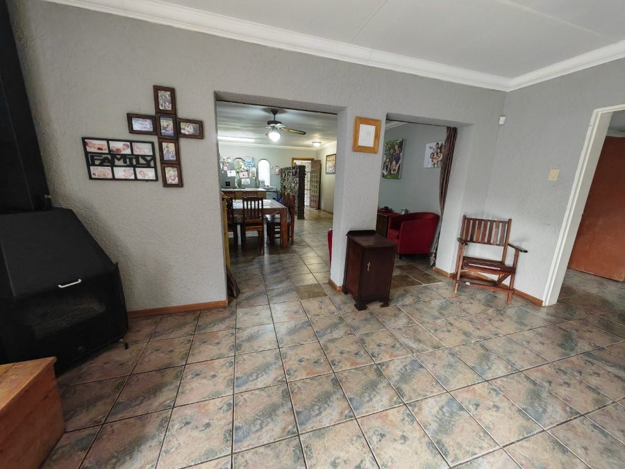  Bedroom Property for Sale in Pellissier Free State